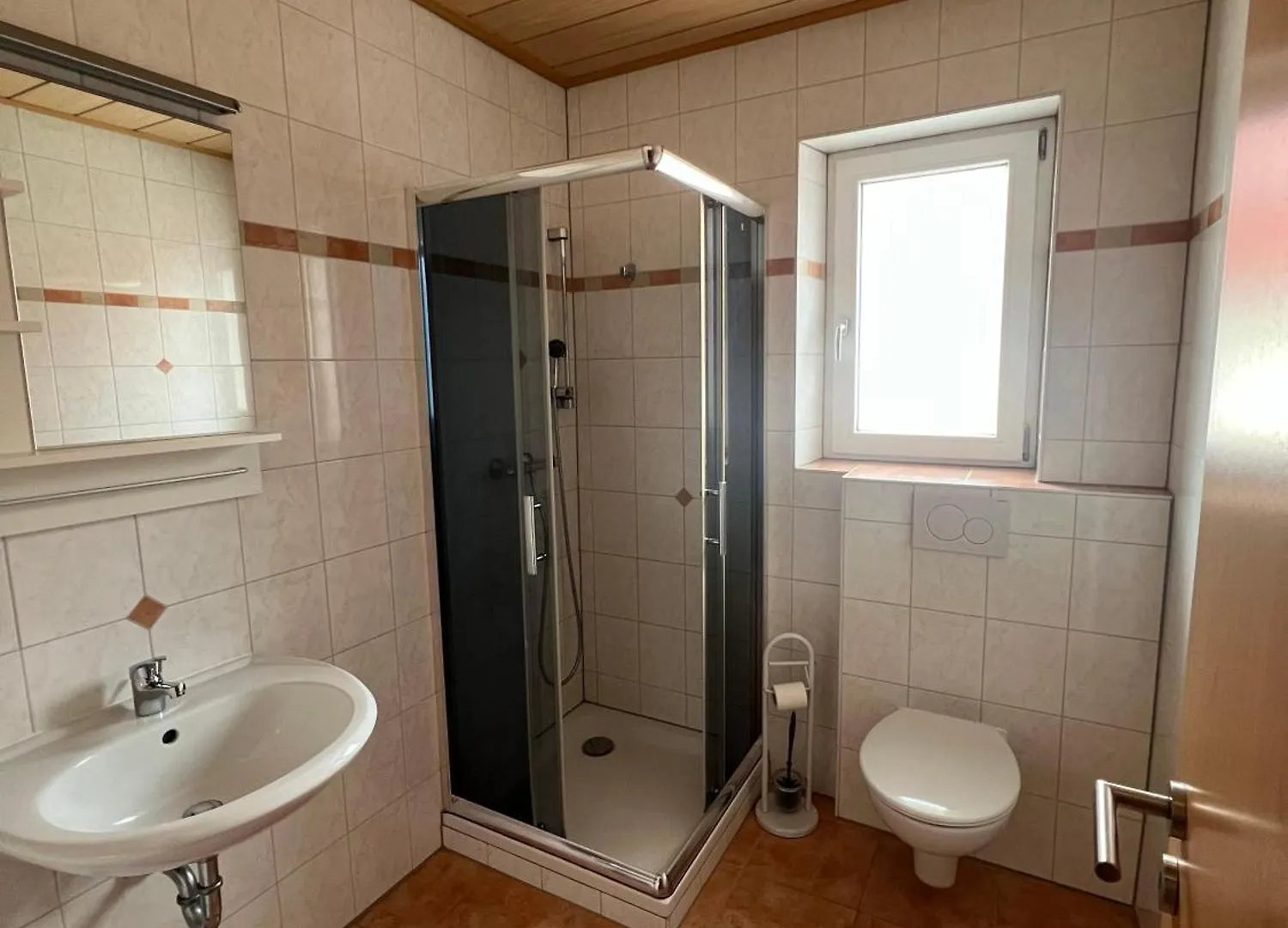 Guest house Gasthaus & Metzgerei Besenhardt Wackersdorf Germany